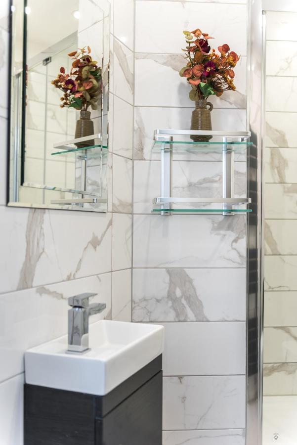 Spacious Newly Refurbished Central Apt EDI Exterior foto